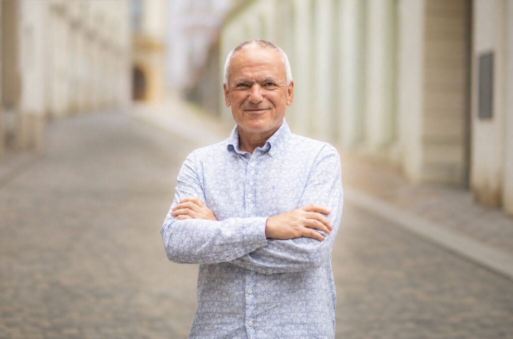 MUDr. Pavel Šír - Klinika Movela